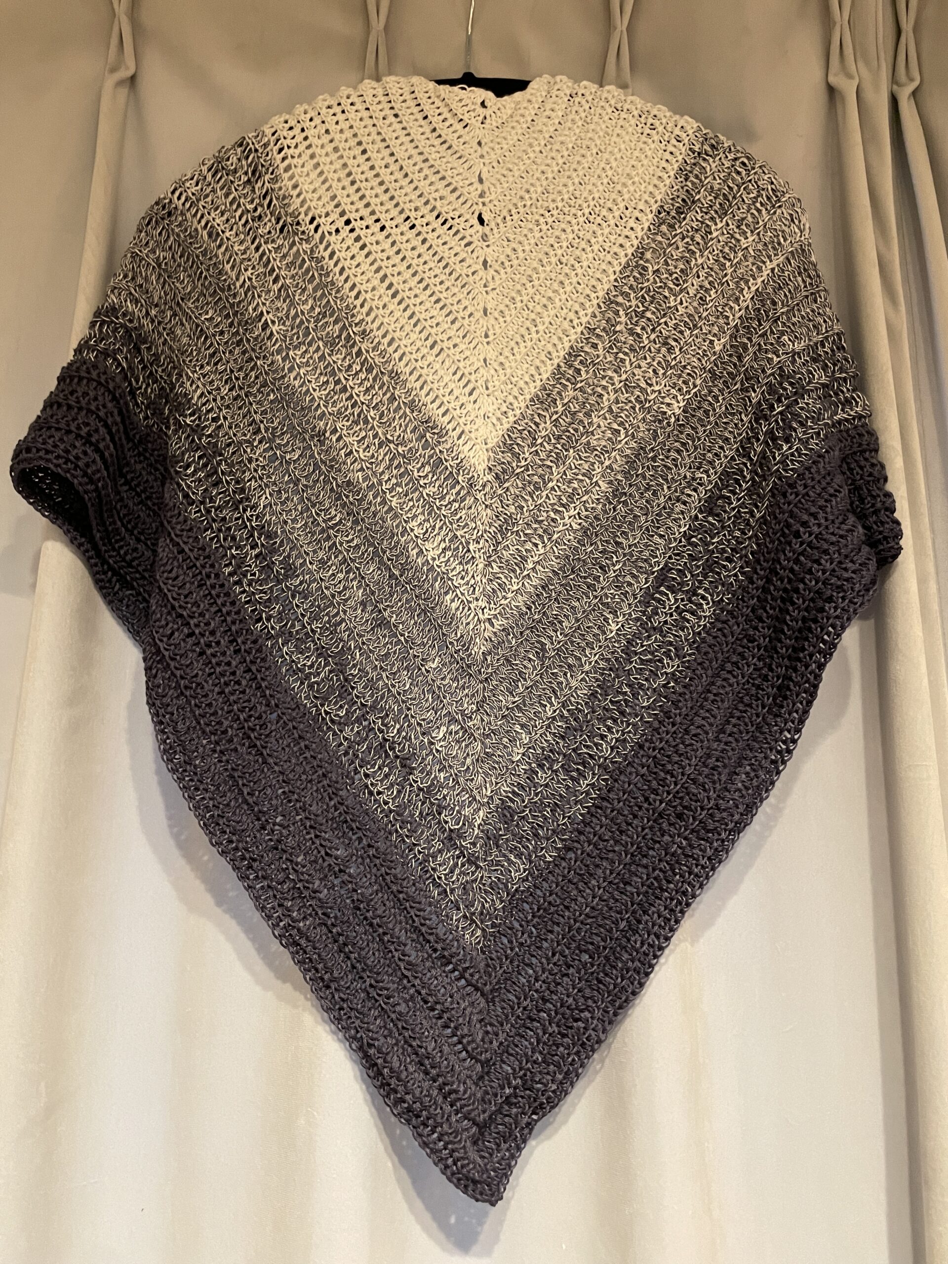 三角ショール（畝編み）